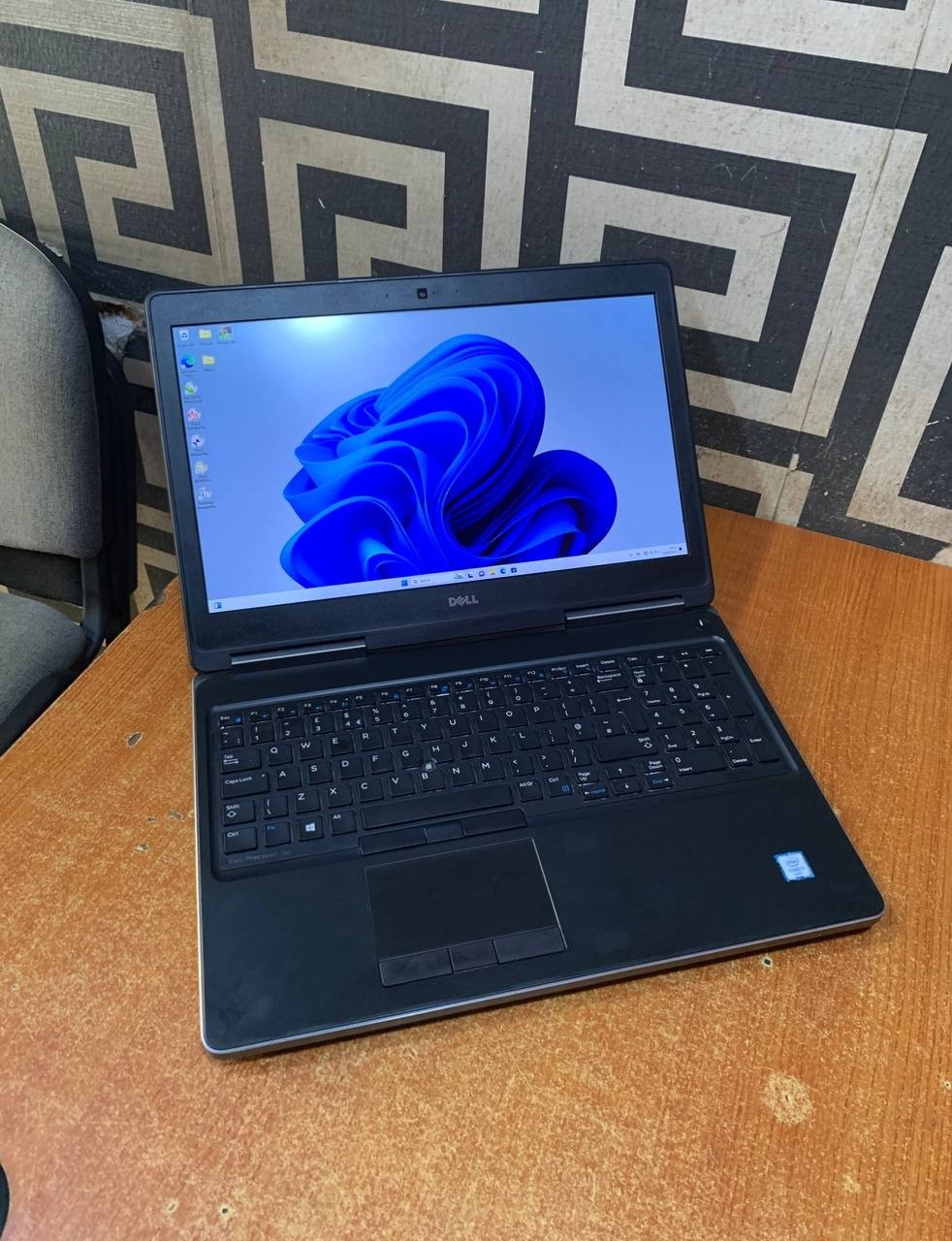 ❌❌SOLD-OUT❌❌..V.Clean 32Gb Ram, 512Gb Ssd, + 250Gb Hdd, Corei7, 4Gb Nividia Dedicated, Keypad Light, Dell precision 7510 Laptop For-Sale