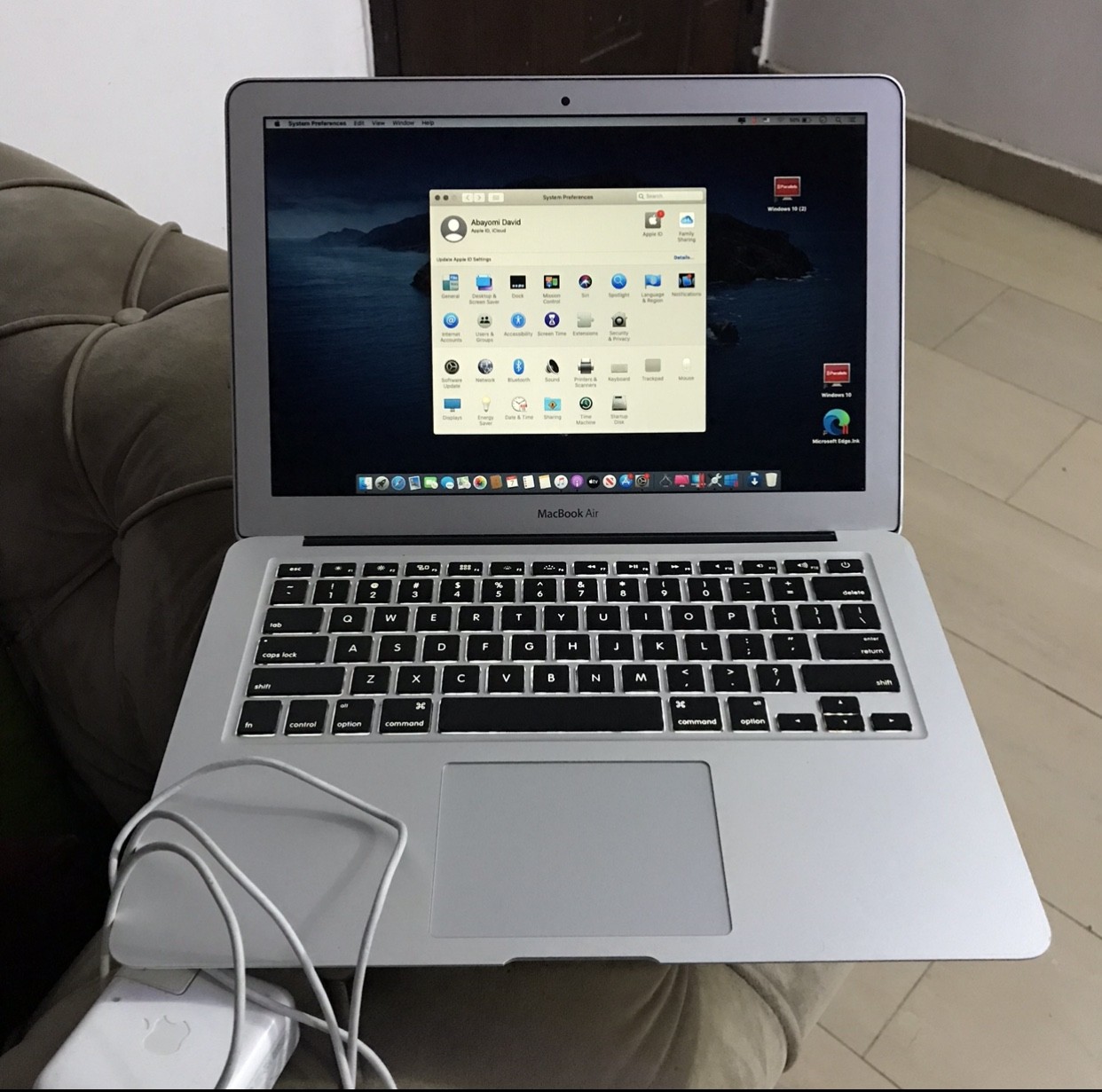 ❌❌PENDING❌❌ ...V.Clean 8Gb Ram, 128Gb Ssd, Corei5, Keypad Light, 2015 MacBook Air Laptop For-Sale