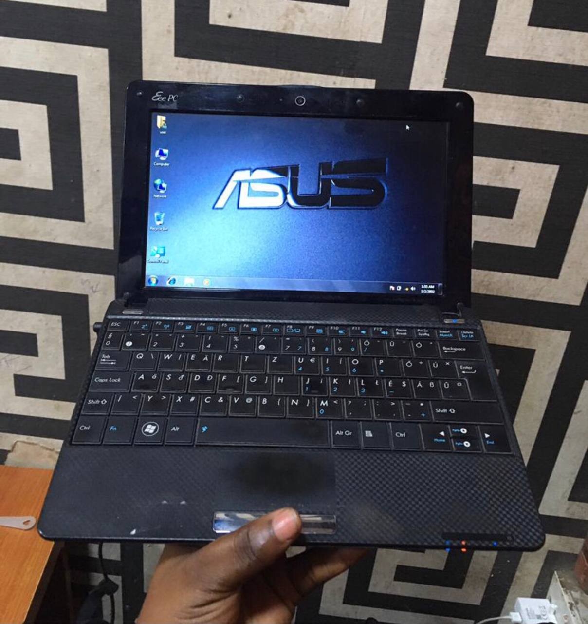 ❌❌SOLD-OUT❌❌ 2Gb Ram, 320Gb Hdd, 2-3Hours Ba3 life Asus Mini Laptop For-Sale