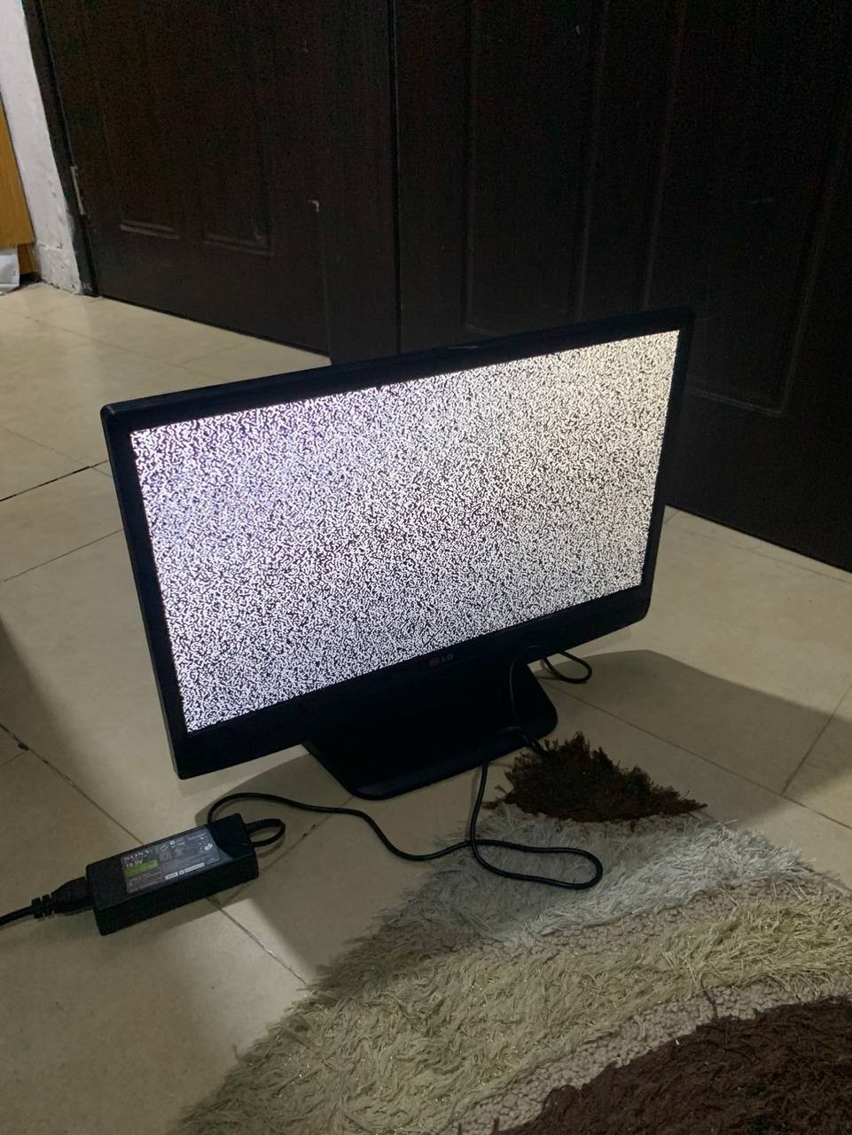 Clean 22Inches, Full Hd LG Tv For-Sale