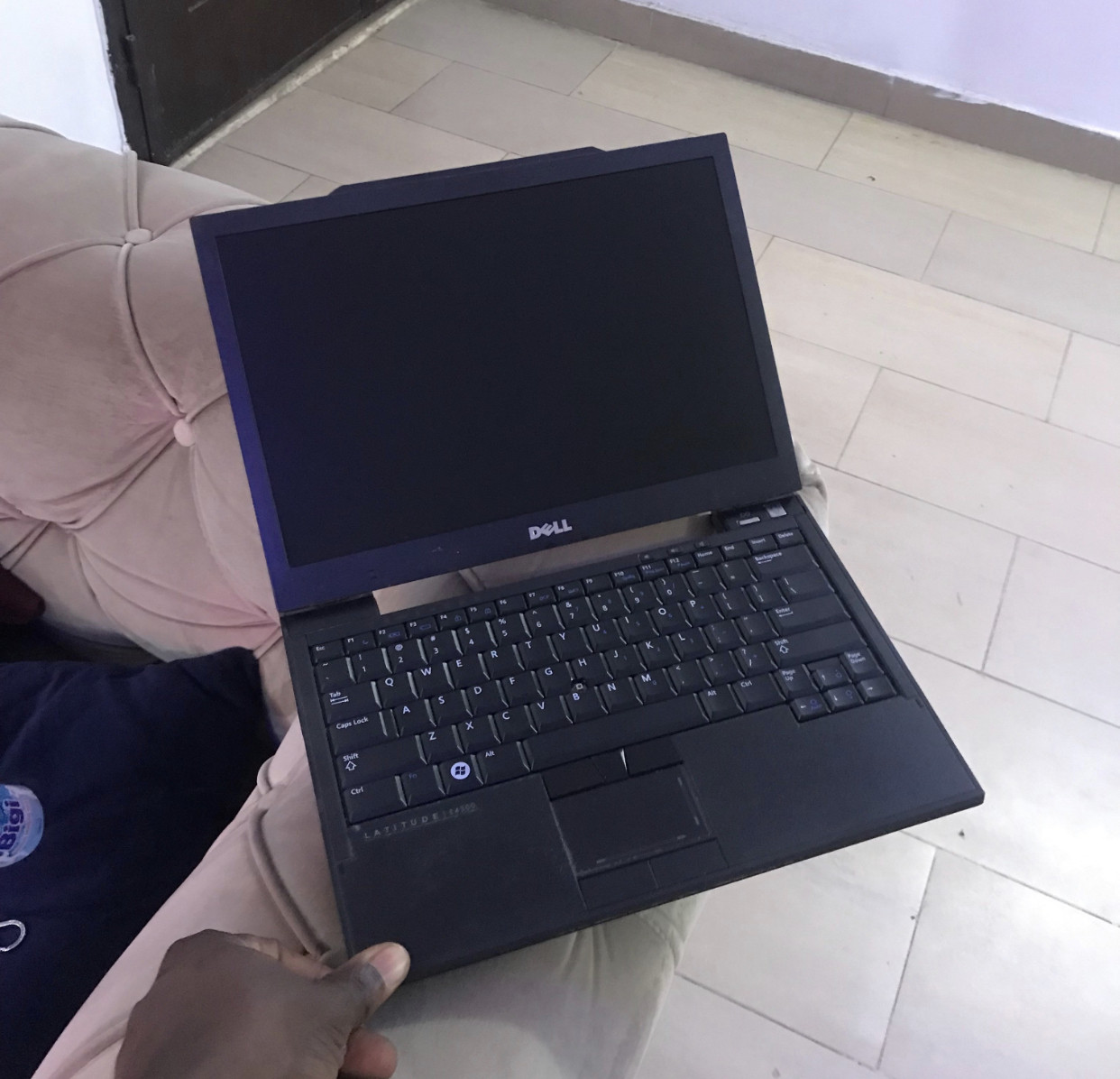❌️SOLD-OUT ... 2Gb/160Gb/Keypad Light/ Dell Latitude Medium E4300 Laptop #For_Sale