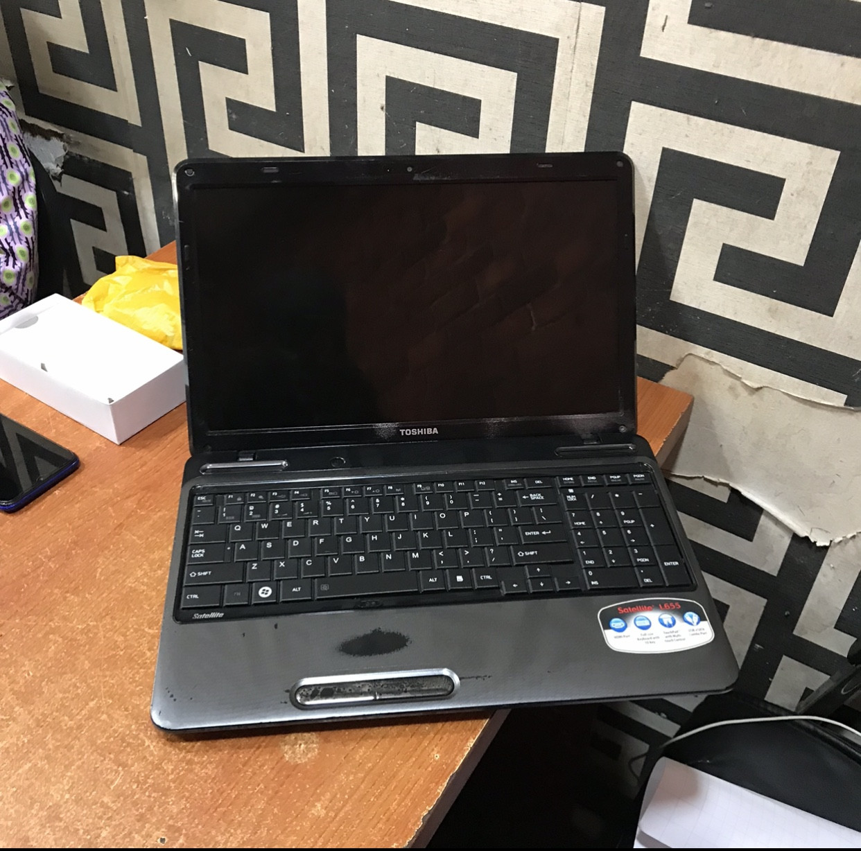❌❌SOLD-OUT❌❌ [K4]- 4Gb Ram, 320Gb Hdd, Corei3, 2Hour Ba3 Life, Toshiba Satellite Laptop #For_Sale