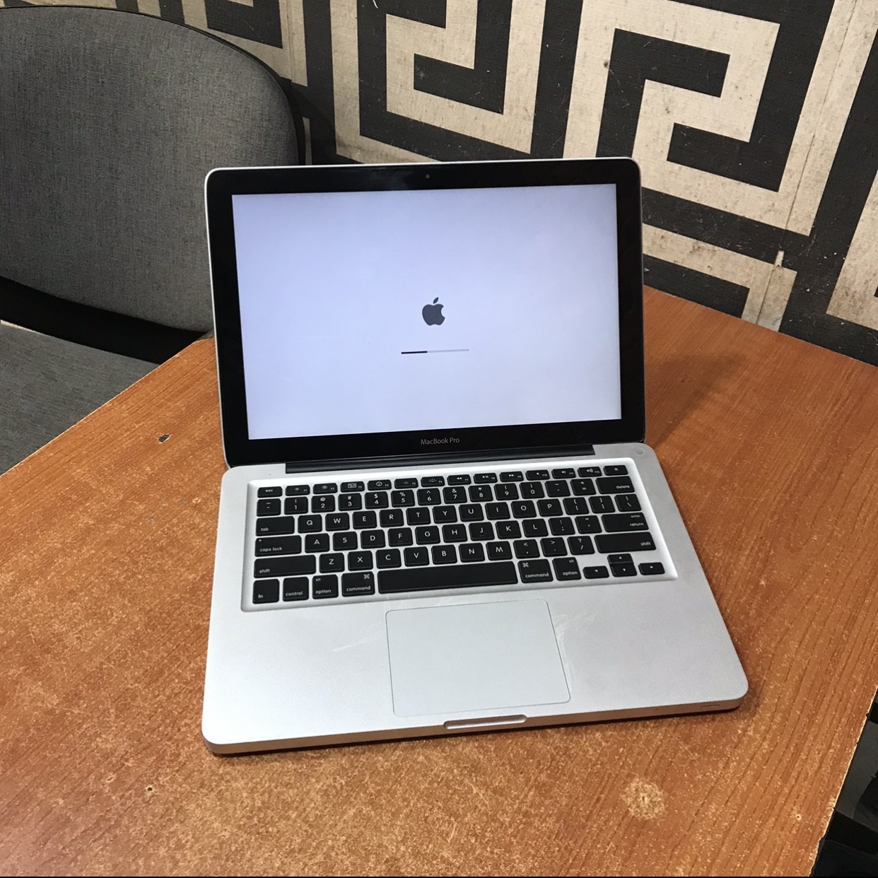 ❌SOLD-OUT [K4]- 8Gb Ram, 256Gb Ssd, Corei5, Keypad Light, MacBook Pro 2010 #For_Sale