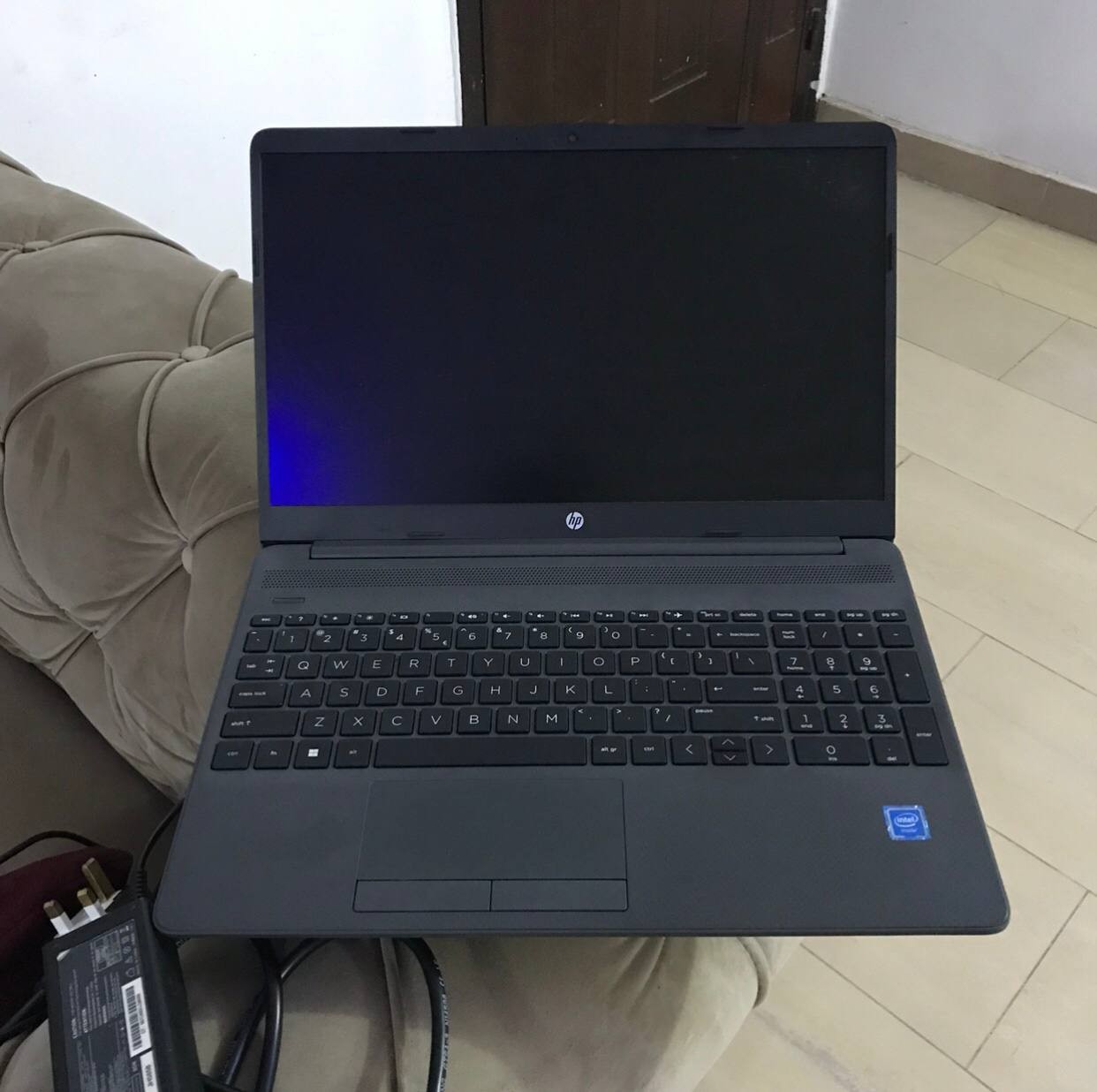 ❌❌SOLD-OUT❌❌ 2Weeks Used 4Gb Ram, 500Gb Hdd, 2-3Hour Ba3 Life, Hp 250 Laptop For-Sale